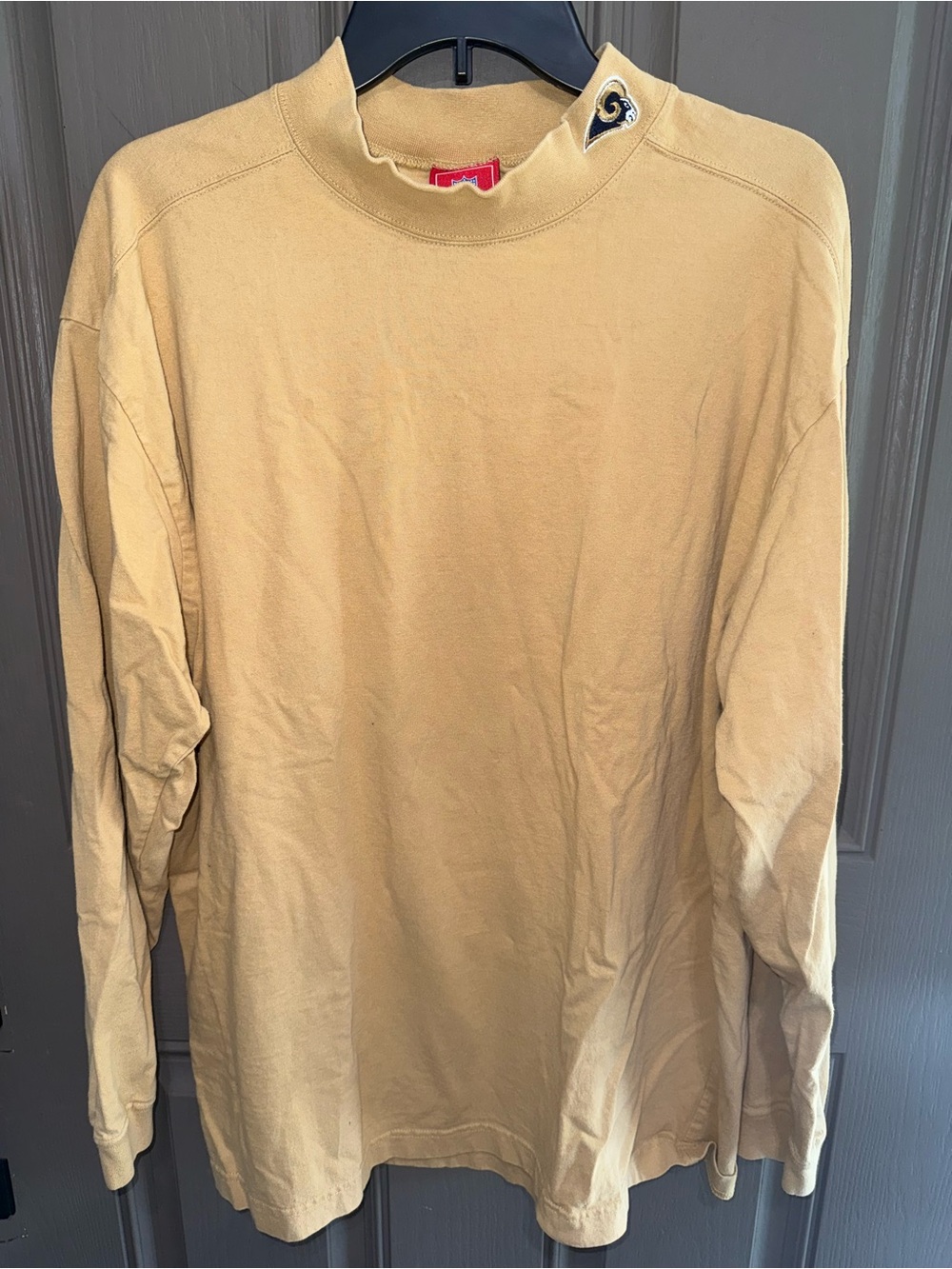 Los Angeles Rams Men's Long-Sleeve Mock Neck Shirt in Mustard
